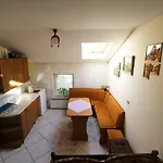 Tyniok Bed & Breakfast *